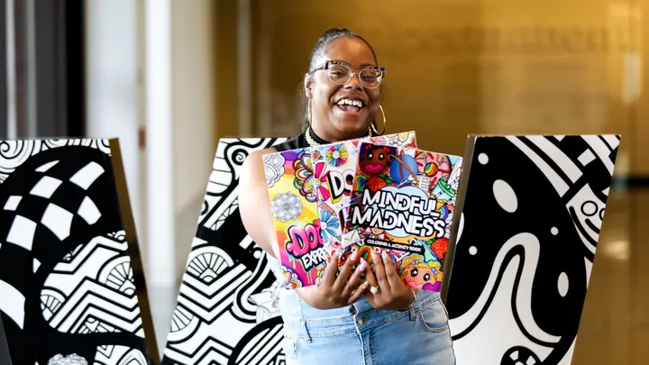 How entrepreneur Sontia Mason uses coloring to promote healing & connection